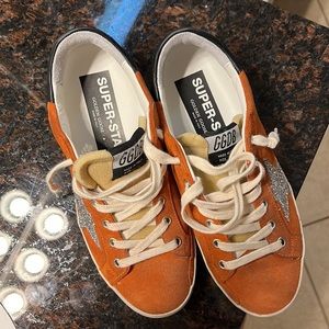 WORN TWICE- like new. Golden Goose sneakers!